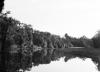 BD/133/857 Landschapsfoto met rivier en oerwoud