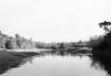 BD/133/860 Rivierlandschap met oerwoud
