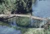 BD/285/43 Brug van takken over een rivier 