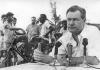 BD/66/330 Gouveneur Rockefeller geeft persconferentie naar aanleiding van de vermissing van zijn zoon Michael