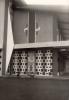 BD/269/619 Deel achterkant nieuwe kathedraal in Jayapura