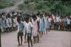 BD/171/1192 Schoolkinderen doen oefening
