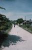 BD/171/1198 Weg door dorp