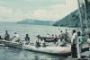 BD/171/1495 Prauwen in baai.
