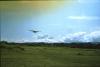 BD/171/1529 Vliegtuig boven landingsplaats.