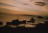 BD/171/949 Zicht op haven met schip.