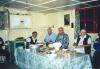 BD/269/964 Henk blom in de parochieruimte moanemani